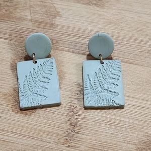 Boho moss green green dangle stud‎ earrings